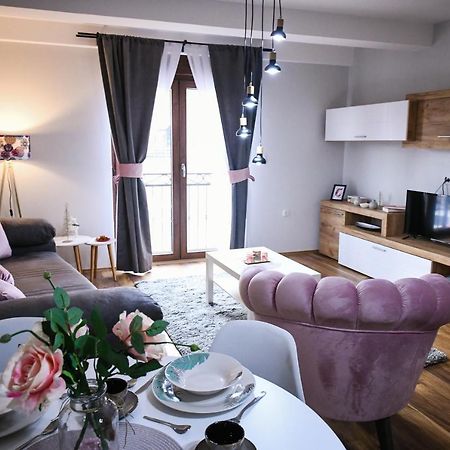 Apartman Filip Novi Pazar Luaran gambar